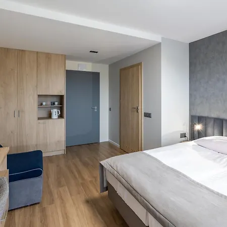 Salsa Alloggio in famiglia *