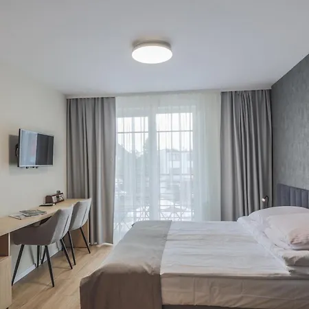 Salsa Alloggio in famiglia *